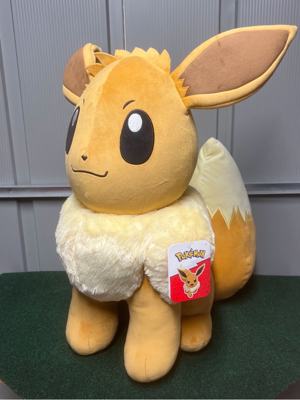 Pokemon Eevee Genuine Nintendo Licensed Jumbo Limited Edition 24" Plush Pokémon